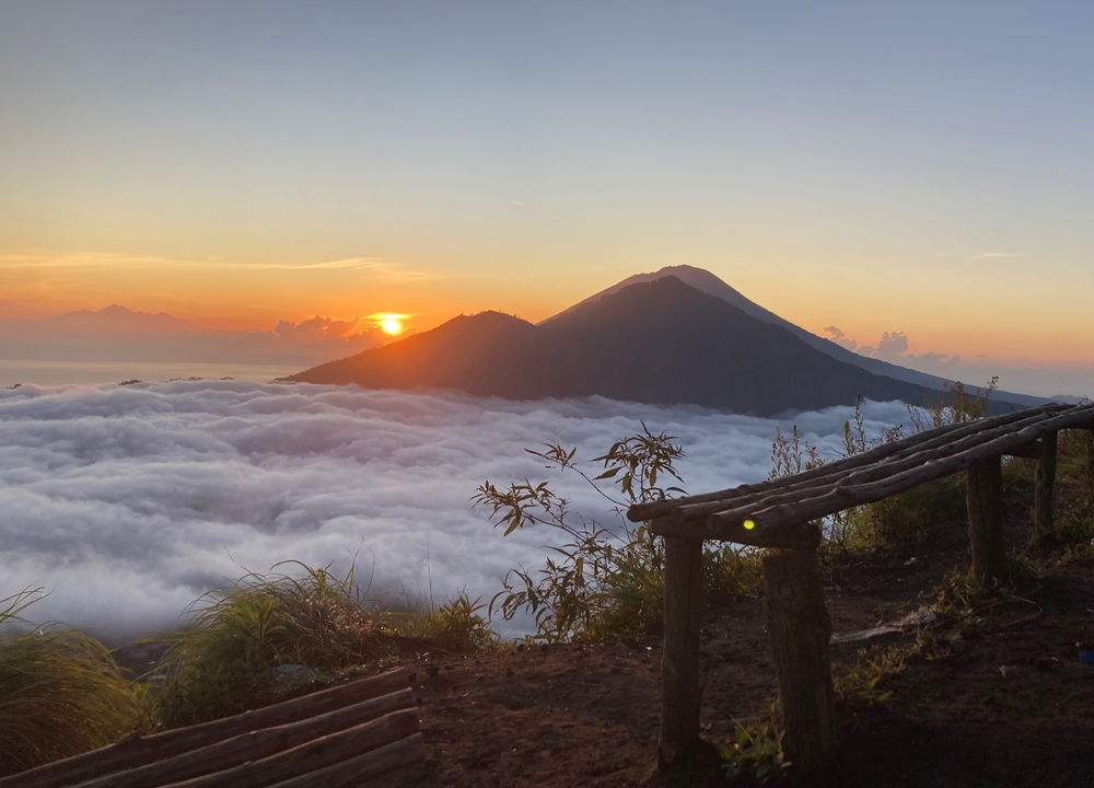 Senderismo al Amanecer en el Monte Batur